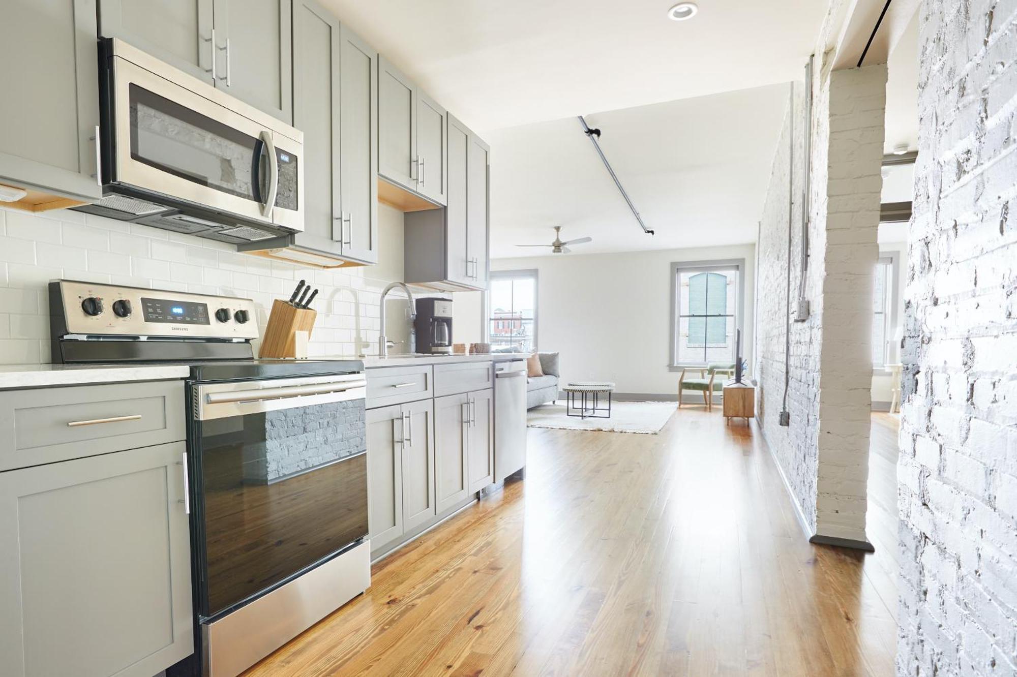Sonder By Marriott Bonvoy The Broughton Apartments Historic District Savannah Phòng bức ảnh